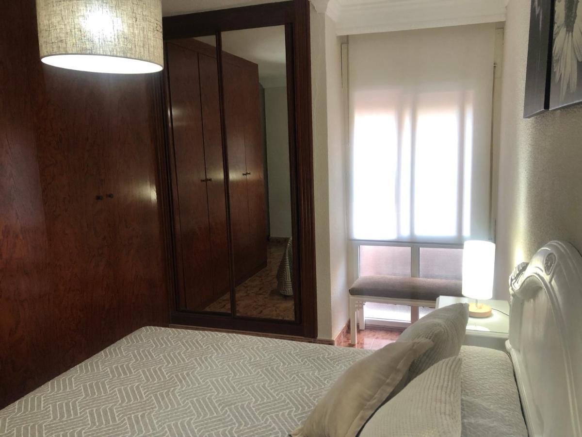 Апартаменты Piso En Pedregalejo A 50M De La Playa. Малага Экстерьер фото